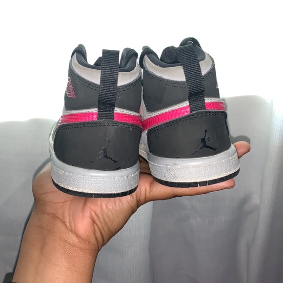 Kid's Air Jordan 1 Retro Deadly Pink' Used Sz 8c - Picture 3 of 5